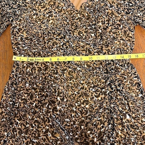 Vero Moda animal print dress flounce on bottom lined sheer sleeves sz M - Picture 5 of 12